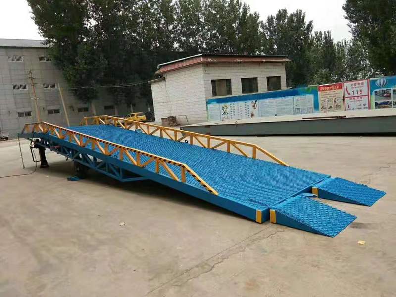 泰安汽车登车桥